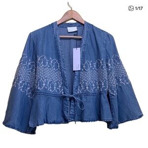 The Room Blue Denim NWT 100% Tencel Embroidered Boho Tie Front Bell Sleeve Top L